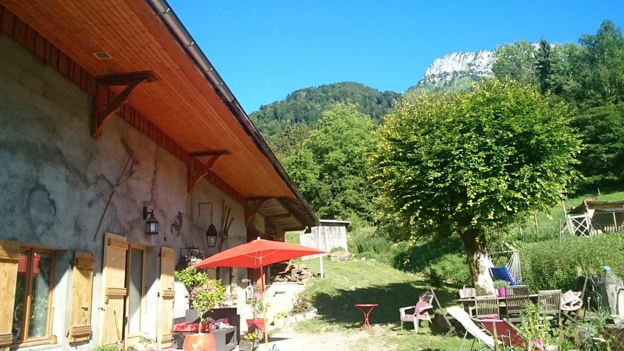 Villa Ferme familiale chez Lili Alex Exterior foto